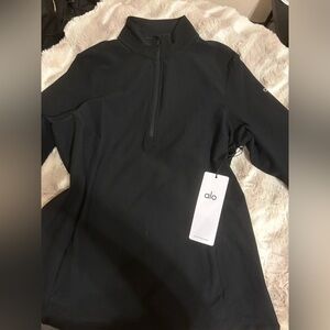 ALO Yoga Women’s Zip-Up Black Sweater
